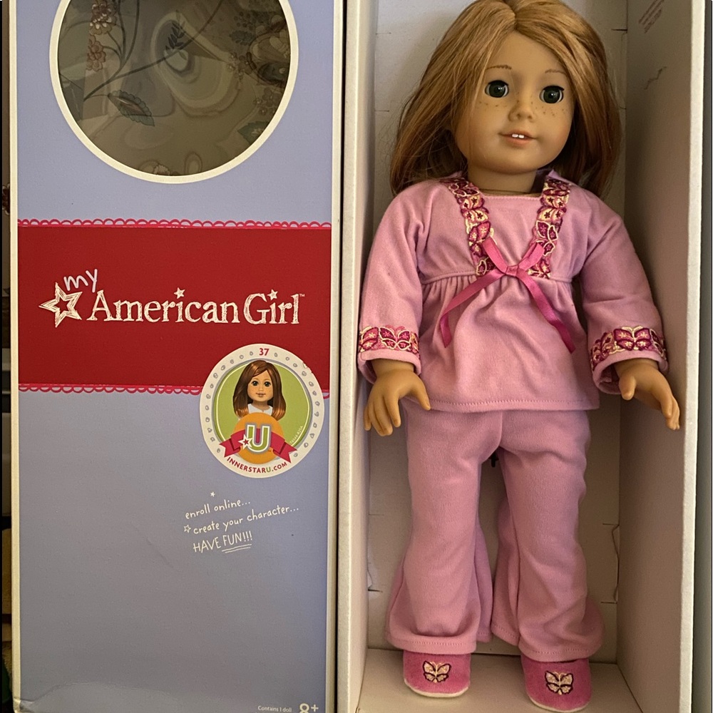 American My Girl Doll With Extra Outfit And Shoes